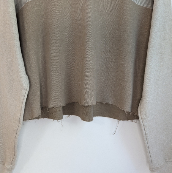 Early 2000s Grunge Cropped Polo Neck Color Blocked Beige Sweater - Picture 5 of 8